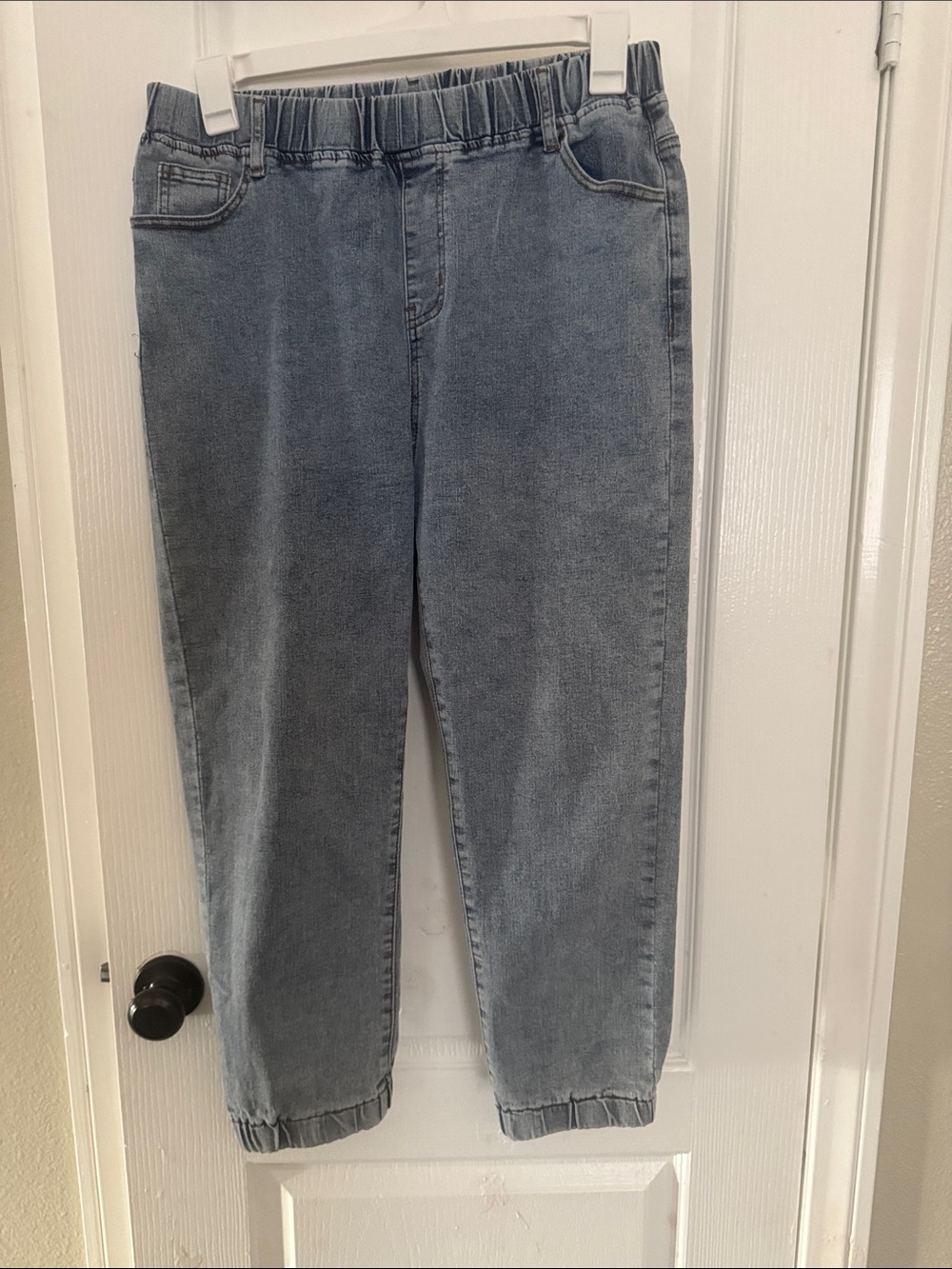 Women's Elastic Waist Jogger Jeans - Light Blue